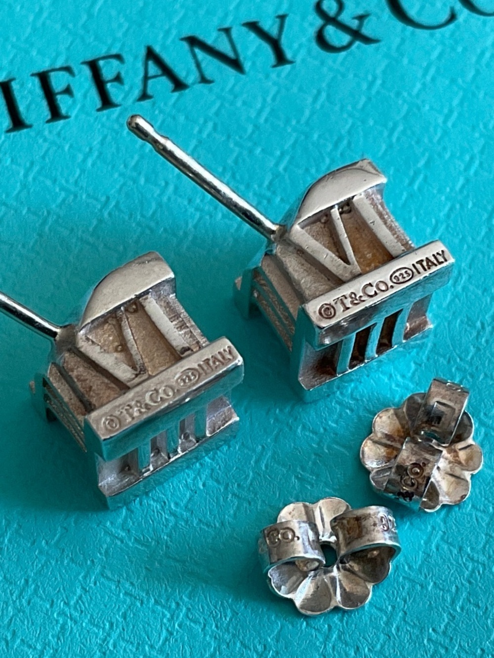Tiffany & Co. Sterling Silver Roman Numeral IX Stud Earrings on Tiffany Blue - Picture 3 of 8